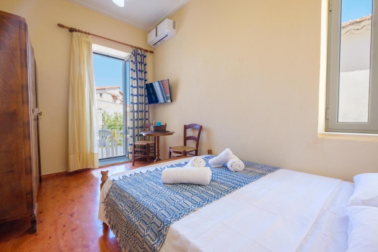 Annetas House Apartment Nea Koroni Exterior photo