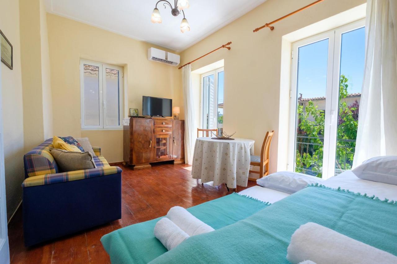 Annetas House Apartment Nea Koroni Exterior photo